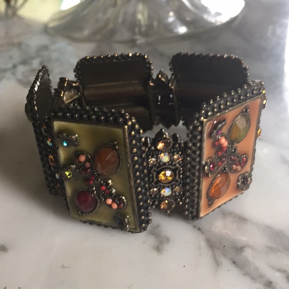 Beautiful stunning elastic strings bracelet
